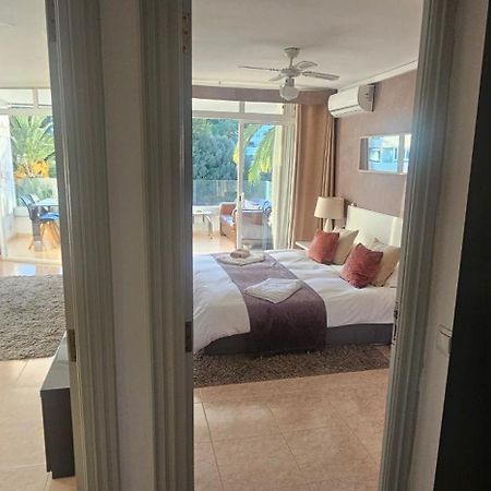 Apartment Next To The Beach Portals Nous  Esterno foto