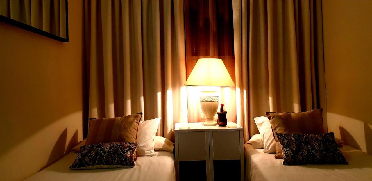 Apartment Next To The Beach Portals Nous  Esterno foto